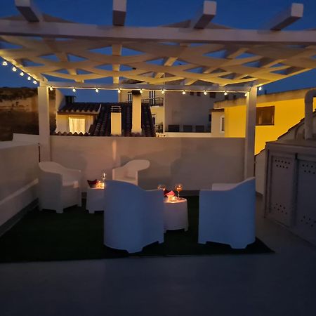 Il Portico Rooms Siniscola Bagian luar foto